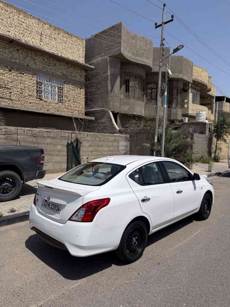 السلام عليكم للبيع نيسان صني
كفاله عامه موديل 2025 

ماشيه 6
***********
