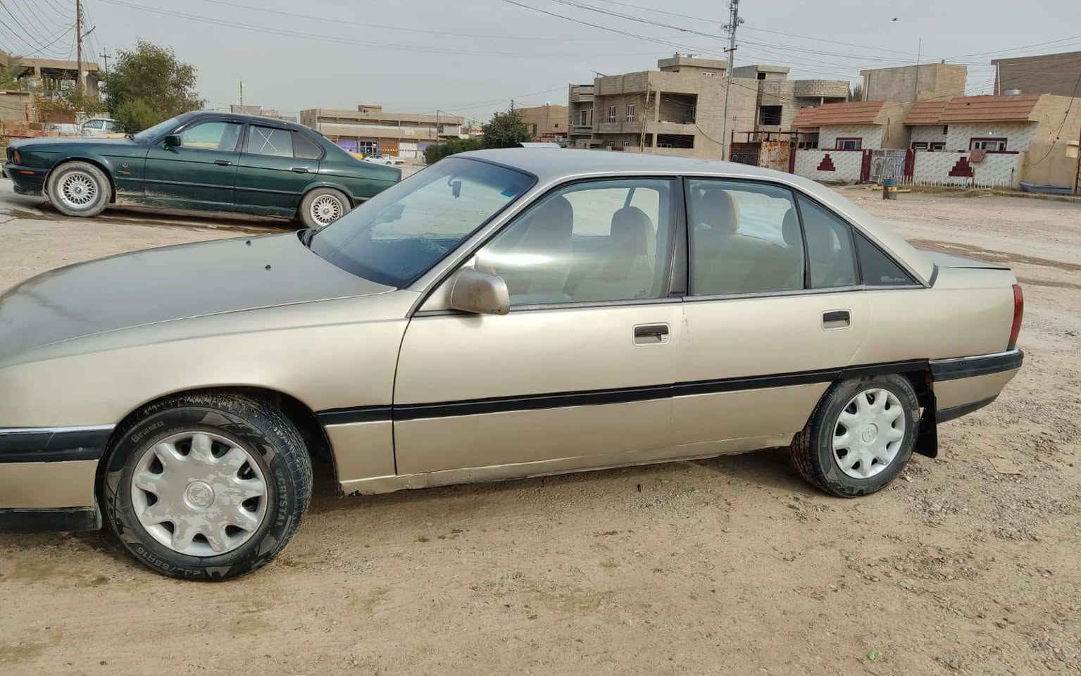 للبيع 🚘
اوبل اوميكا موديل 1990
محرك 20 ايرڤيو مال كصه 
سياره جاهزه ماتصرف عليها دينار
سعر 32 وبيها مجال
مكاني تكريت القادسيه
هــ/‏‪***********‬‏
