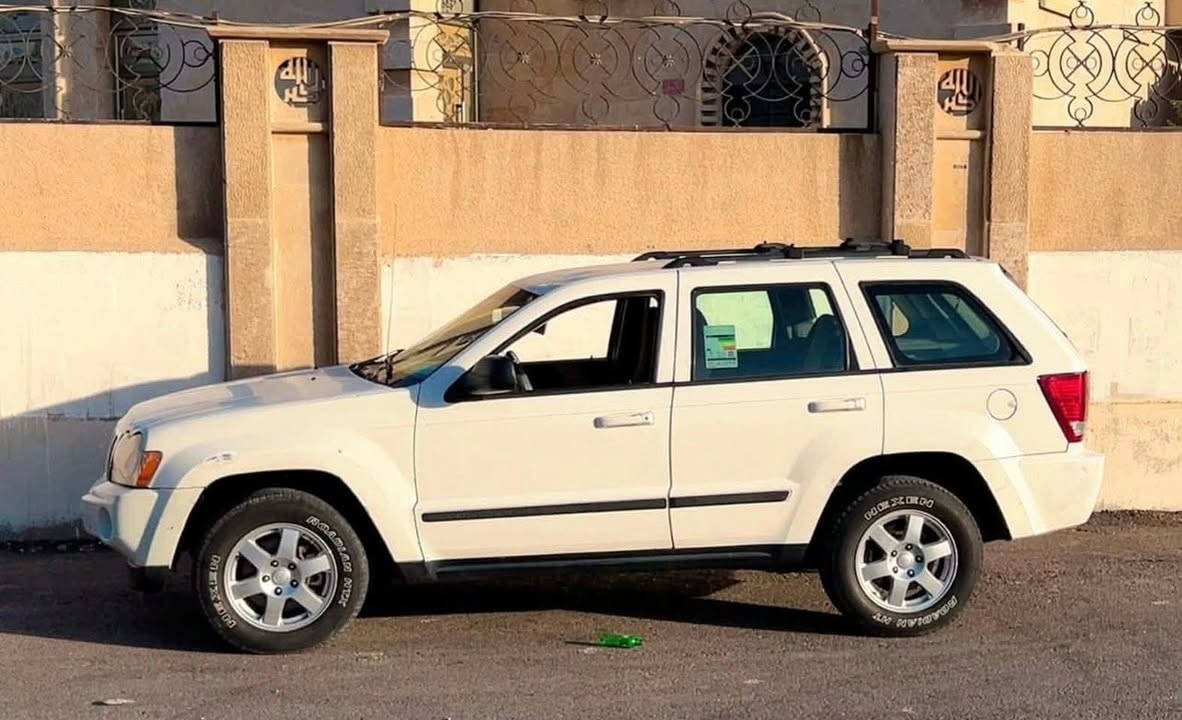 سلام عليكم جيب 2008  بسعر ٧٥ وبيه مجال 
فول موصفات عده الفتحه كهربائيات شغله بدون اي چطل غرفته اسود مطعم ، كفاله شاصي لللغد 
تبريد ❄️ثلج تخم تاير صدر امامي خلفي جديد
رقم انبار مميز  تحول شرط 
مكاني بغداد 
***********‬

