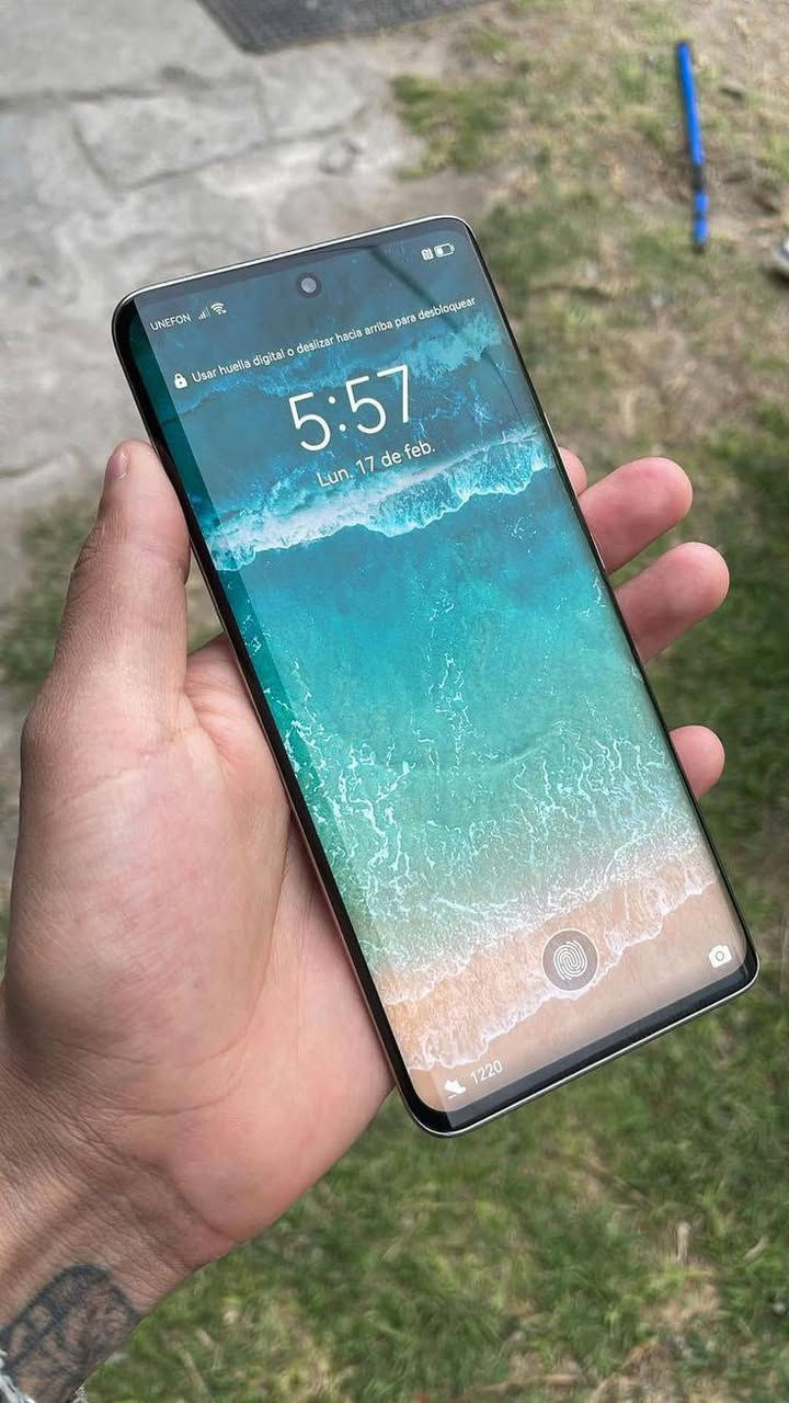 TECNO SPARK 20 Pro+
مابي فطر او كسر موبايل نضيف جداً شرط الفحص 

مكاني حله أبو غرق 

سعره 270 وبي مجال حك الجيه 

***********
