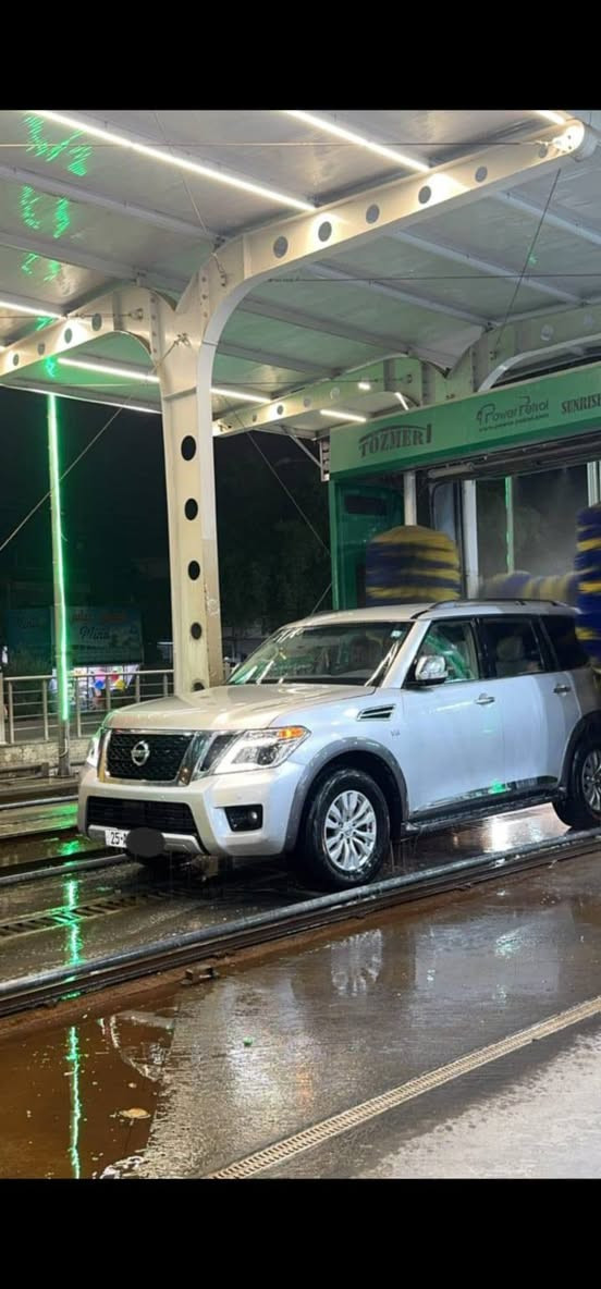 سلام عليكم
Nissan armada 2018
سياره كلين تايتل بدون صبغ بدون تعديل بدون جلح فقط بنيد مفتوح علمود طلعنا مكينه بره سوينه إدامه و رجعناها
تايرات جدد
سياره فول عدا فتحه
صدر امامي و خلفي مسويها جديد شرط
دواخل سياره دوشمه جديد
لايتات زينون و عدسه جديد
هزه براد جديد بطاقه بانزين بيها
تحويل او وكاله
مكينه كير اكسل لوك شرط مكينه مفتوح جعوب و ظاغطه مبدلين فقط و كال غراض جايبه اصلي  انطيك مكينه شرط
ماشي 142 فقط
سياره مال بيت نظيف جدا
سعر 174 ورقه و بي مجال
*********** كركوك, العراق
