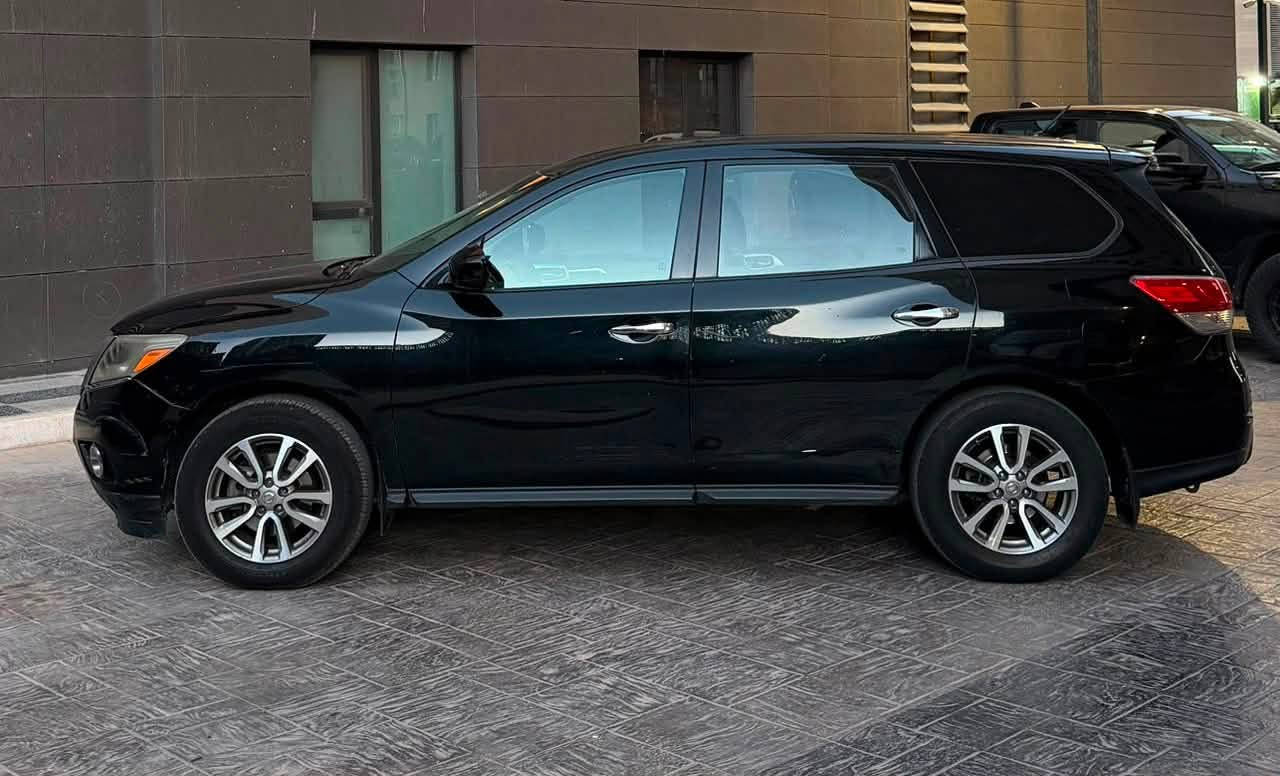 للبيع | نيسان باثفايندر 2014
موديل: 2014
محرك: 3500 CC (V6)
ناقل حركة: أوتوماتيك CVT
اللون: أسود
7 مقاعد
تشغيل بصمة (Smart Key)
كاميرا خلفية
مكيف أمامي وخلفي
جنوط ألمنيوم أصلية
مرايا كهربائية
زجاج كهربائي
سنتر لوك
مثبت سرعة
تحكم من المقود
بلوتوث / USB / AUX
وسائد هوائية
نظام ABS مانع انغلاق المكابح
نظام الثبات الإلكتروني (VDC)
مصابيح ضباب أمامية

📍 موقع السيارة: بغداد - حي 

الحسين / حي الإعلام

🔺الضرر (( الصندوك صبغ فقط ))

💰 السعر: 108 ورقة ، ماكو هيج سعر بس متوازي على بيعتها

📞 للتواصل: ***********

السيارة نظيفة وجاهزة/نقصها صدر فقط
