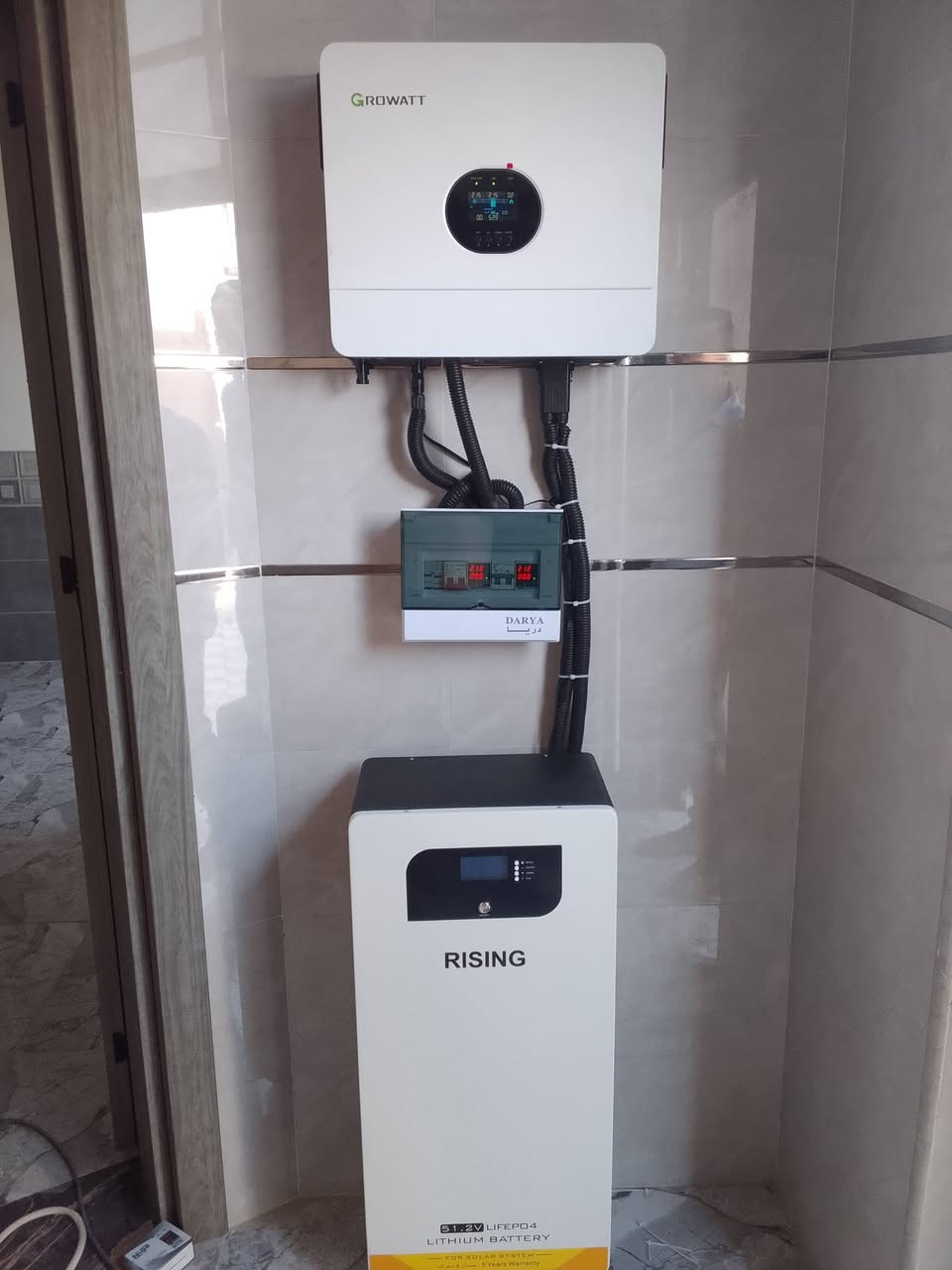 🌞عرض تخفيض طاقه شمسيه  16 ليلي 16 نهاري.🌱 و 10 ب 8 ليلي 
فقط ب  4280 اربعه مليون و مئتين وثمانون 🌱
ضمان الواح 30 سنه  7 الوح جينكو. 620 واط 
ضمان انفيرتر 2 سنه  6 كيلو 
ضمان. بطاريه 6 سنه   15.36

10 نهاري 8 ليلي 
فقط ب 2870   🌱
الواح عدد  5  جينكو 620 واط ضمان 30 سنه 🌱 
بطاريه. 7.5  موست   ضمان 5 سنه 🌱 
انفيرتر. 4 كيلو فلستي  ضمان ثنين سنه 🌱 

للاستفسار. 
احمد الملح 
***********
