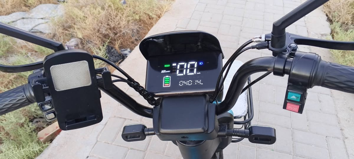 موطور الماسه 2025 موطور جديد نضام 5 بطاريات كبار حجمهن 32 امبير كلهن يقرن 10 وعل الفحص بس بطاريتين بيهن نفخه بسيطه موطور فول نشاطه 4كير وتثبيت سرعه نضام تشغيل عن بعد جهاز مانع سرقه كهربائييته كله شغاله نضام امبيثري شاحنه جديده لك السعر 290 وبي مجال العنوان الفلوجه ***********//*********** واتساب عل الخطين
