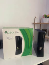 اكس بوكس ٣٦٠ • هارد ٢٥٠ جيجا • ٢ جوستك واير