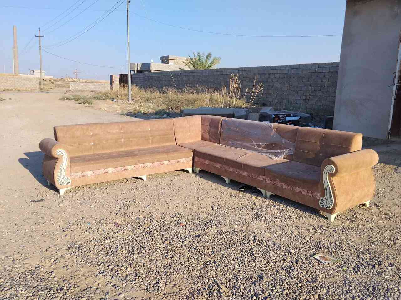ديوان تركي
نضيف بشكل مابي اي عيب
قياس 7 امتار
سعرو حيل مناسب
مكاني قرية اصفيه
وهذا رقمي
وبي واتساب
***********
