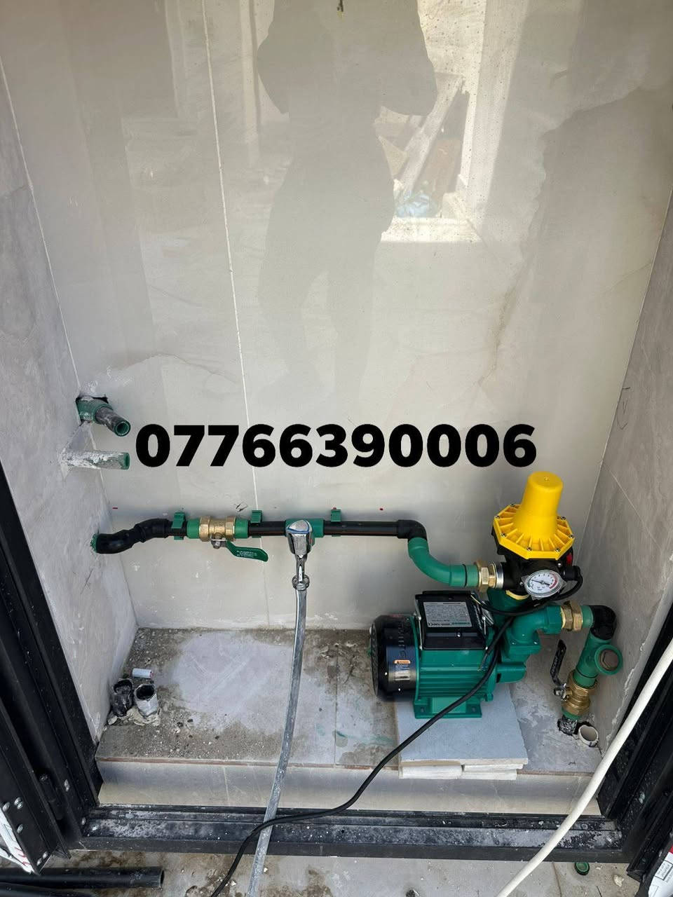 السلام عليكم
سباك شغل درجه اول 
استلام مهندس  
***********  📞
