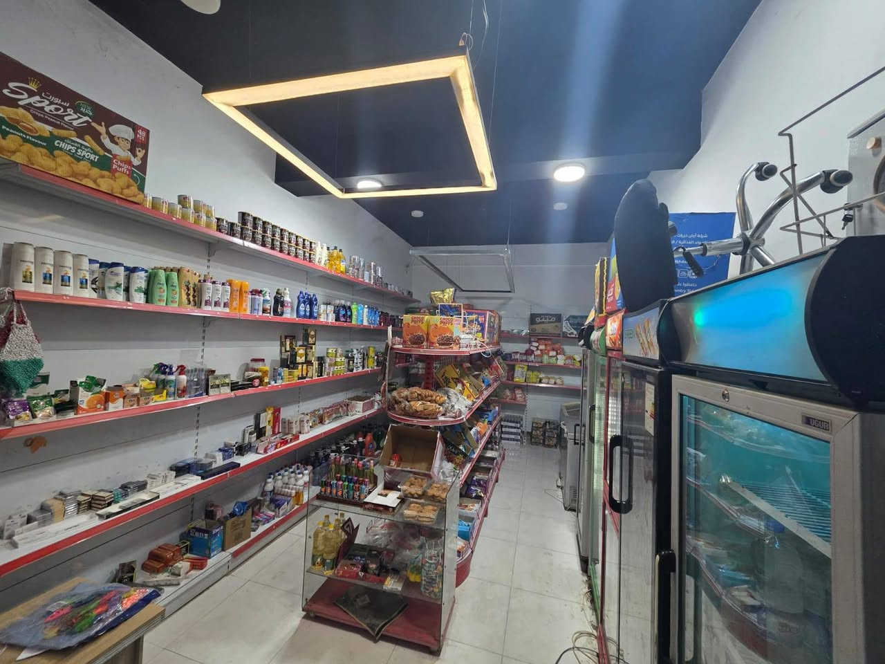 أسواق في كربلاء للبيع 
أسواق جاهزة وشغاله على شارع عام مقابل مجمع طبي وقرب المستشفى التركي أسواق ما ناقصها شي تجي تكعد وتبيع وما شايل ايدي منها جاي اتسوك دائماً 
#سببـالبيع ضرف صحي ( انزلاق) وما اكدر اگعد هواي 
محتويات الاسواق 
5 عارضات عمودية تبريدها فول 
2 مجمدات للحوم والموطة 
سفينة وسطية 3 متر 
رفوف درجة أولى 
مبردة صغيرة 
ميز كاشير جديد 
جهاز رصيد 
جهاز كي كارد 
اجارها مناسب 300 ألف 
وبقية التفاصيل واضحة بالصور والفيديو 
سعرها 7 ملايين وبيها مجال قليل 
متواجد دائما على الخاص 
رقم الهاتف والواتساب ***********

