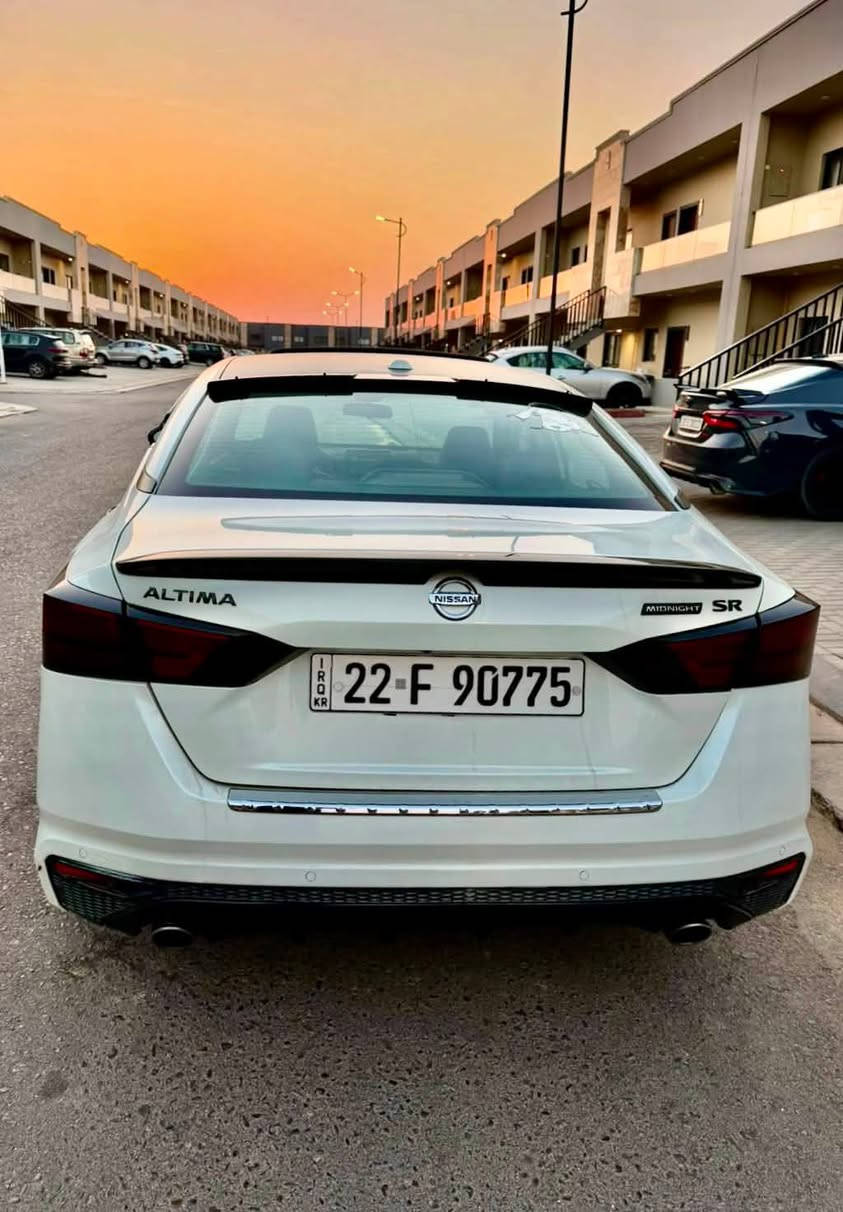 نيسان التيما 2022 SR
السلام عليكم 
نيسان التيما 2022
SR🔥 2،5

فول مواصفات فتحه تحكمات 
داخل جلد شاشه كبيرة
تدفئه بالمقاعد 
كشنات جلد اسود تطريز احمر معروفه مواصفات SR 
حادثها 3 قطع بابين والجاملغ الخلفي 
ايرباكات البرده والكشن فقط
ماشية 66 mi
هايدروليك الكير امبدل ع 50 الف كيلو في شركة نيسان
محرك كير حداده كله مكفول بانزين محسن فقط امانة الله دهن احسن نوعية ادنول فول 
السيارة مال جناي جاهزه من كلشي امانه وسيارة كلش حلوة وبالعافية ع الياخذها 
السيارة بسمي شرط التحويل والغرامة
سعر 150 بي مجال بسيط
مكان السيارة بغداد الكاظمية
رقم ***********
