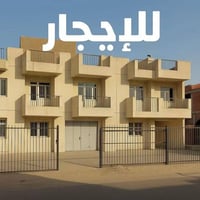 بناية تجارية • قلب الكرادة • شارع حيوي
