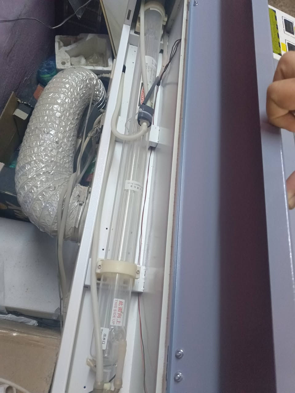 جهاز ليزر co2 نظام RD
مساحة العمل 60*40 مستعمل قليل كلش ما متعوب ابد 
غراضة الاصلية كلها حته المواد الاستهلاكية ما مبدلة 
مكاني البصرة-قضاء المدينه 
للأستفسار ***********
