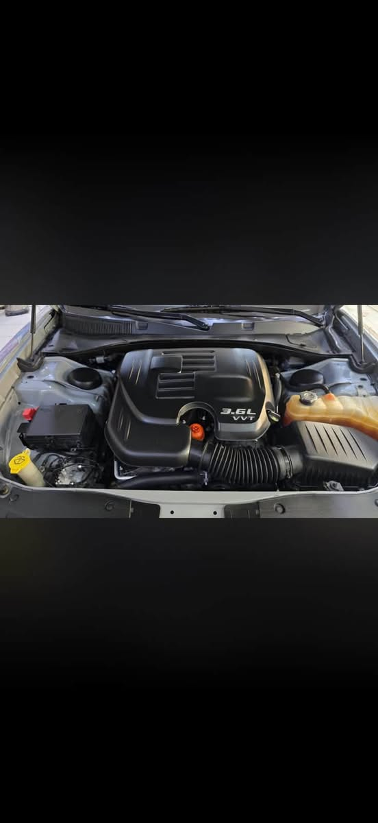 السلام عليكم جارجر GT 2022 كلين بدون حادث
صور الحادث والسونار مرفوقات
بدون صبغ بدون تبديل سياره مكفوله 

السعر 239 وبيها مجال 
المكان بغداد البلديات
هـ ***********
