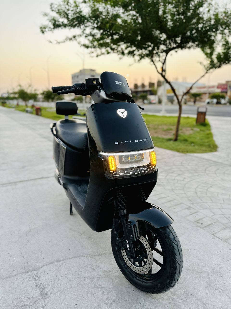 دراجة ايبوك من شركة ياديه شحن للبيع في البصرة 2026
فوول مواصفات  

6 بطاريات 
 الكشن طبي 
 ضد الماء 
شاشة ديجتال 
السرعة القصوى 70حقيقي 
تشغيل بصمه وسويجين  
 كهربائيات كلهن شغالة
لايت عالي وناصي 
هورن وأشاير يمنى ويسرى 
 شحن سريع شاحنة اصلية 
 نضام ال P توقف الدراجة  
 نضام مثبت سرعه
 الملف 3000 w حقيقي 
 نضام حساسات جانبية وخلفية 
مانع للسرقة 
 صندوق كبير داخلي
 غراضهة شاحنة الاصليه
رايدهة 900  وبيهة مجال بسيط دراجه كلش نضيفه وجديده
العنوان : البصرة :
الرقم : ***********
