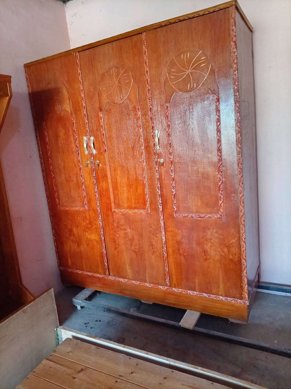 غرفه اخشاب • صغيرة • شهربان جسر عوني