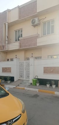 حي الجامعة • ١٠٠م • طابو صرف