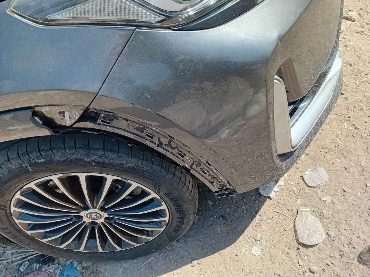 شانجان موديل ٢٠٢٢ فول موصفات سياره معروضه يمي وصاحبه مايعرف شنو بيه صبغ واحتمال مقفوله الي يعجبه يجي يشوفه ويدخله سونار مكان سياره كراده *********** السعر ٢٠مليون وبيه مجال شي بصيط
