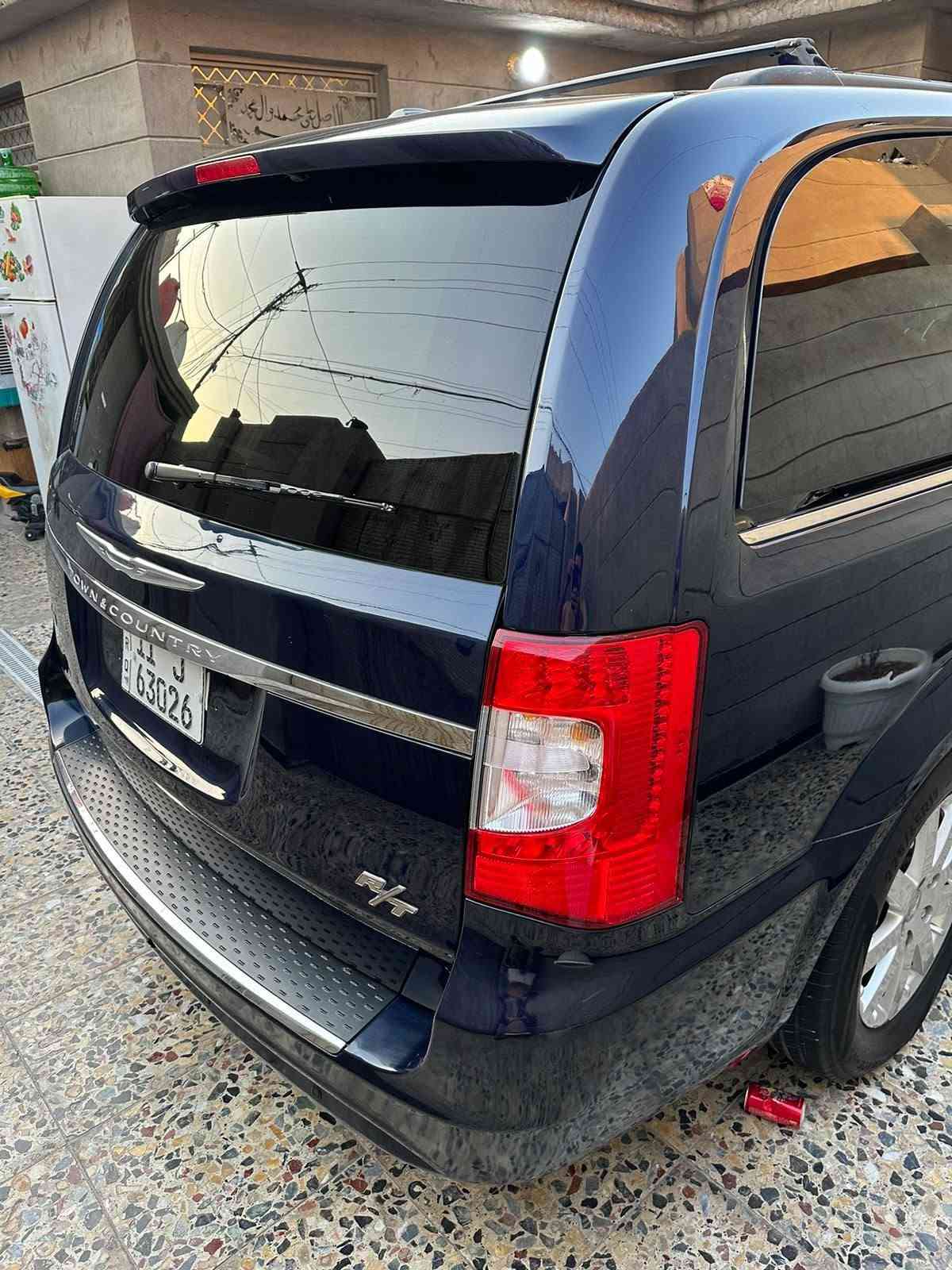 السلام عليكم كرايسلر ٢٠١٦  ارتي لون حبري فول مواصفات 1/1 سياره لوك لوك سياره جديده صور الحادث مرفقه
رقم بغداد انكليزي سنويه جديده داخله هزه جديده
بأسمي فول الفول ثلاث قطع تبريد ثلج (٦ سلندر) تخم تاير جديد هسه شاده اصلي شاشات فرس بالسقف سبعه راكب كشنات جلد كشنات كهرباء كشنات سياحي منفصل بلع بيبان كهرباء جنطه كهرباء بدلات كهرباء داخل صاج
حساسات خلفيه كامره خلفيه تحكمات بالستيرن جهتين بردات سياره بيه هواي مواصفات ومابيه اي نقص خير من الله احلى من الصور مكانى بغداد السعر ١٤٠
رقم الهاتف ***********
