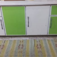 كاونتر مرمر • ملحق ٤ بيبان • بيع مستعجل