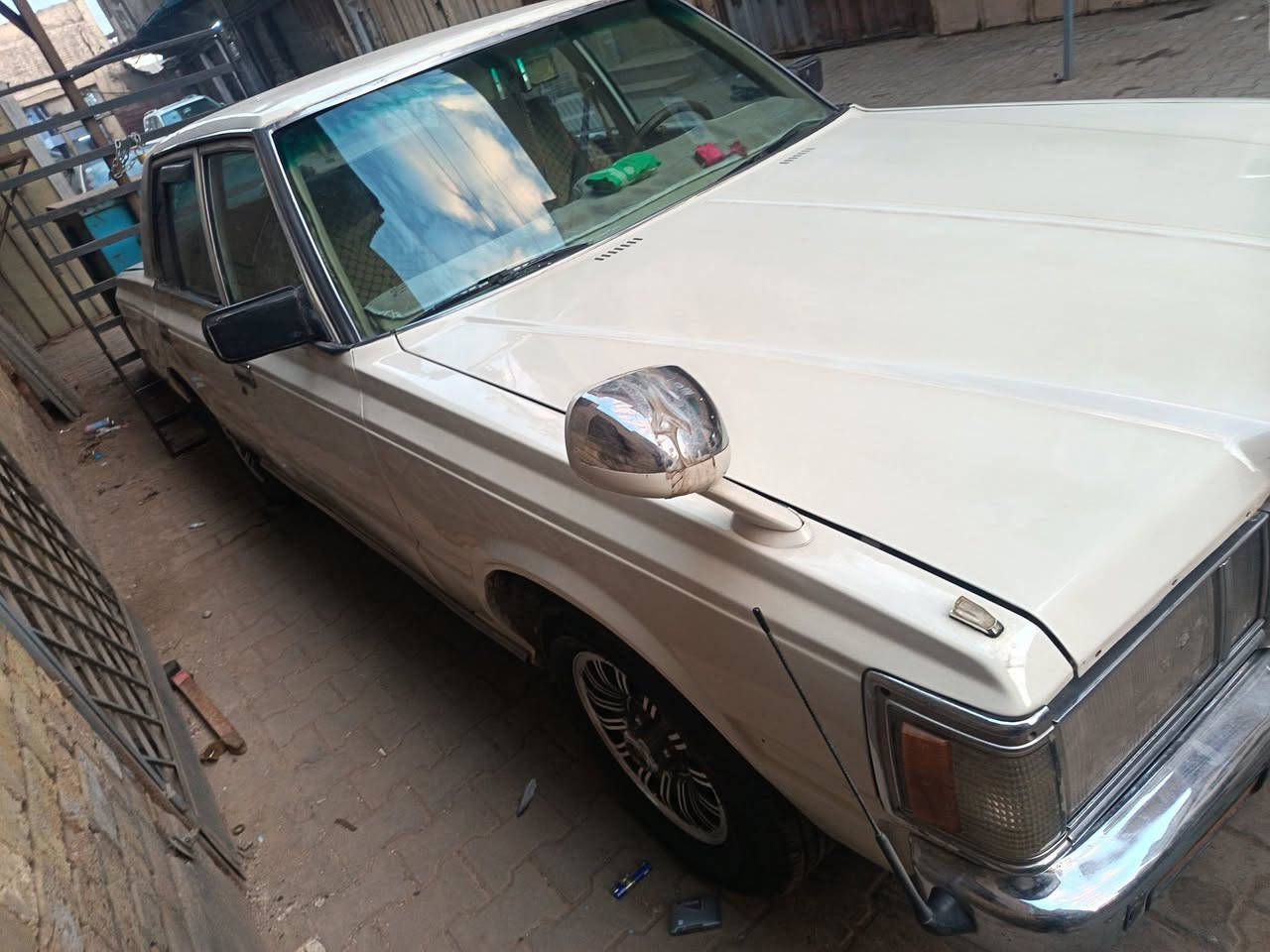 سوبر 82 بغداد رقم انكليزي بااسمي
سعر 40 وبيها مجال محوره كير ومحرك رقم ***********
