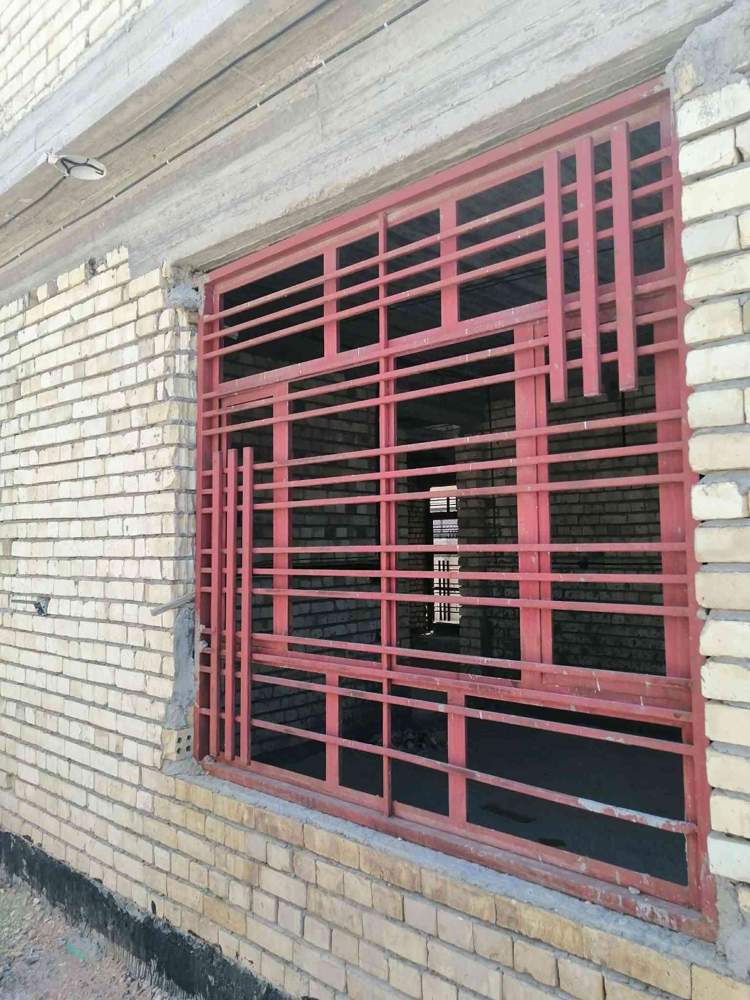 شبابيك ٢×٢ • باب ١×٢٫٢ • سعر مناسب