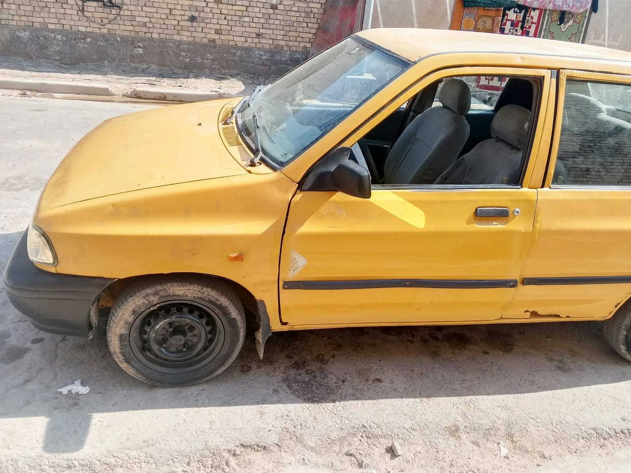 السلام عليكم
سايبه 2015 مكينه وكير مكفول وحداده وتخم تاير سياره جاهزه من طول 
السياره رقم  بغداد سنويه نافذه ابيع كوم حديد 
السعر 14 وبيها مجال لشراي 
الرقم  ‏‪***********‬‏
العنوان ميسان العماره
