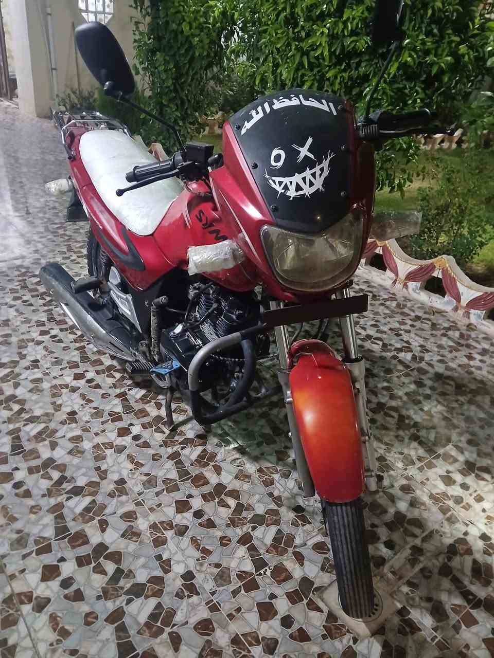 سلام عليكم 
سايم كير 2019
150
 الموطور نظيف ومرتب وما طارك اخو جديد 
 محركها كلش نظيف وما مفتوح و اخرس مينسمع شلعه ومعدل 

مكمرك و اوراق كامله 
 سعره مليون وبي مجال حك جيه  
 للتواصل والاستفسار الاتصال على الرقم التالي *********** أو مراسله الصفحة

