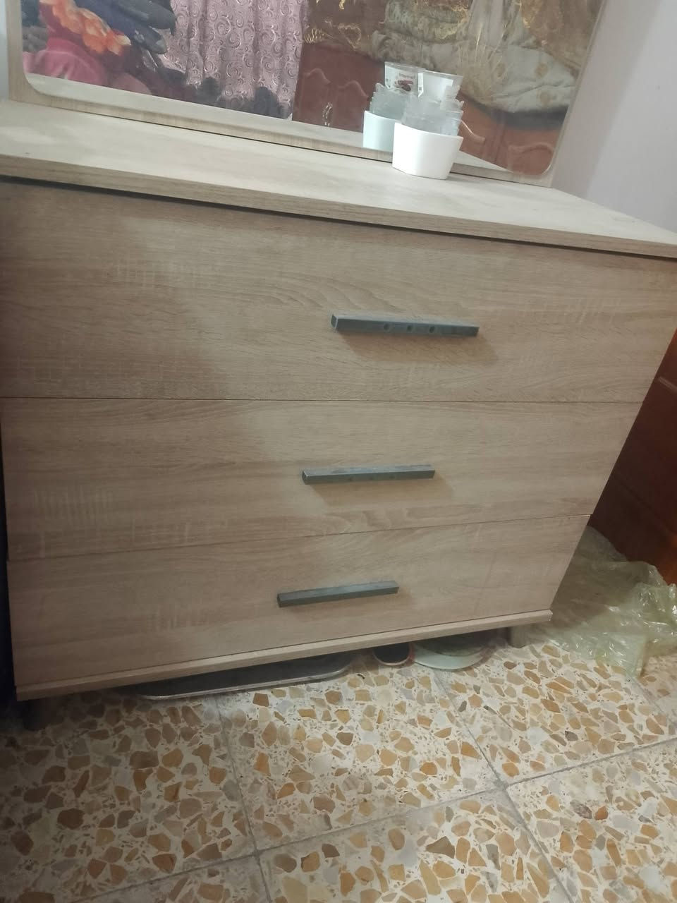 ميز تواليت • جديد