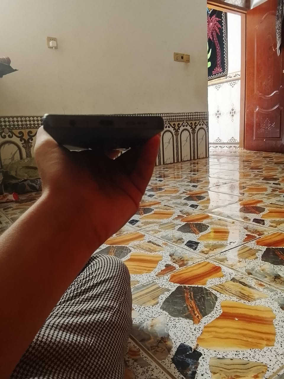 السلام عليكم جهاز نظيف للبيع بي بالظهر فطر وبالشاشه حساس جهاز كلش نظيف ذاكرته 256 ببجي 90 فريم الجهاز كلش نظيف مكانه نجف حي نيسان ***********
