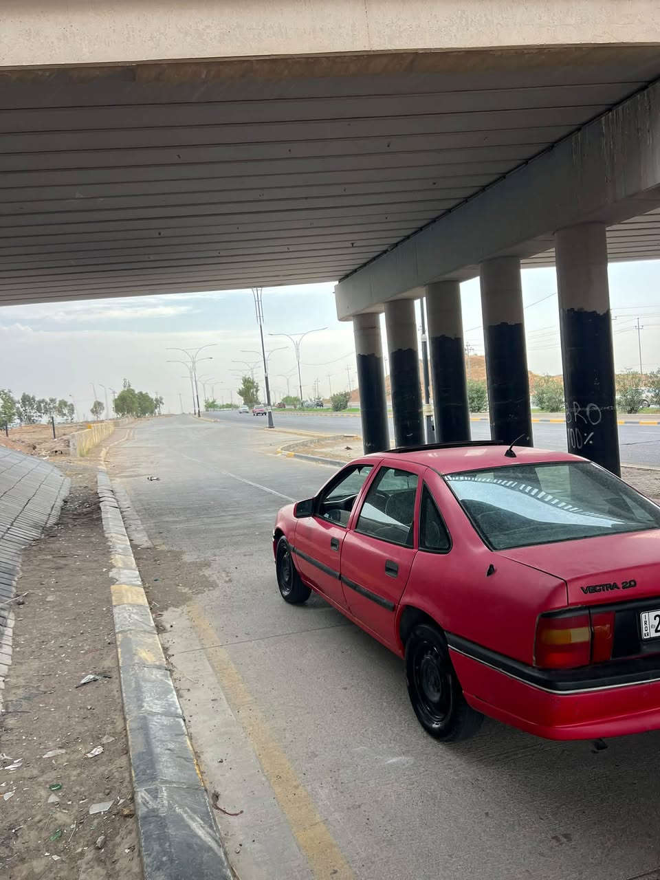 فيكترا • ١٩٩٢ • مكينة ٢٫٠