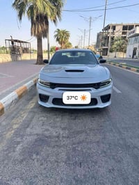 جارجر سوبر تراك محرك 5700 موديل 22 اصل بسمي  رقم بغداد. فول عده الفتحه...