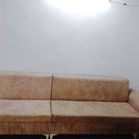 ديوان ١٠ مقاعد • اسود • بلا ضرر