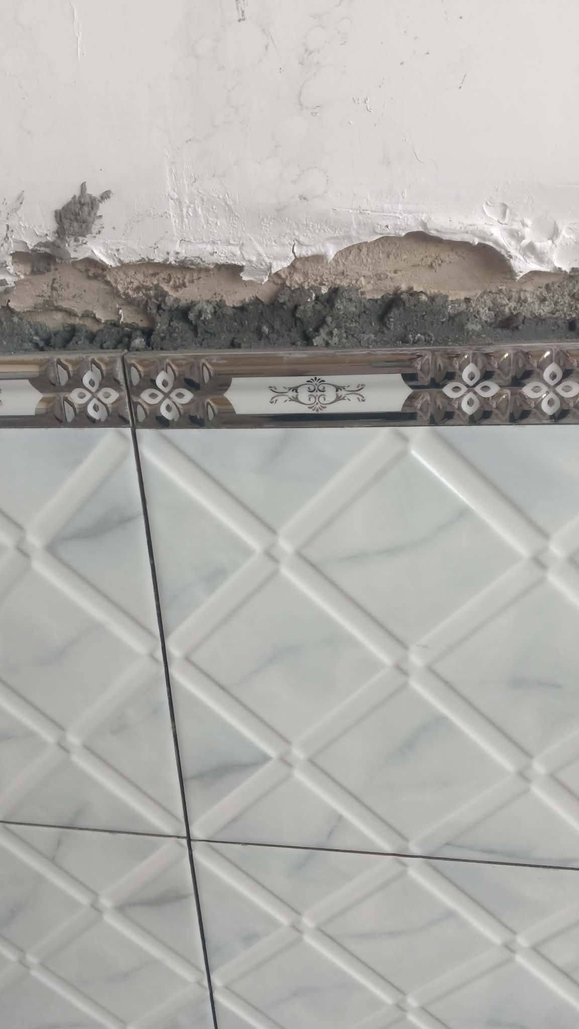 السلام عليكم  كادر سيراميك متفرق حالياً في بيجي وخراج لبيجي هم اشتغل باسعار مناسبه الا ستفار عل رقم ‏‪***********‬‏
