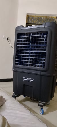 للبيع مبردة باكستانية استخدام قليل كلش عنواني بغداد العبيدي ٠٧٧٤٨٧٣٩٩٠...