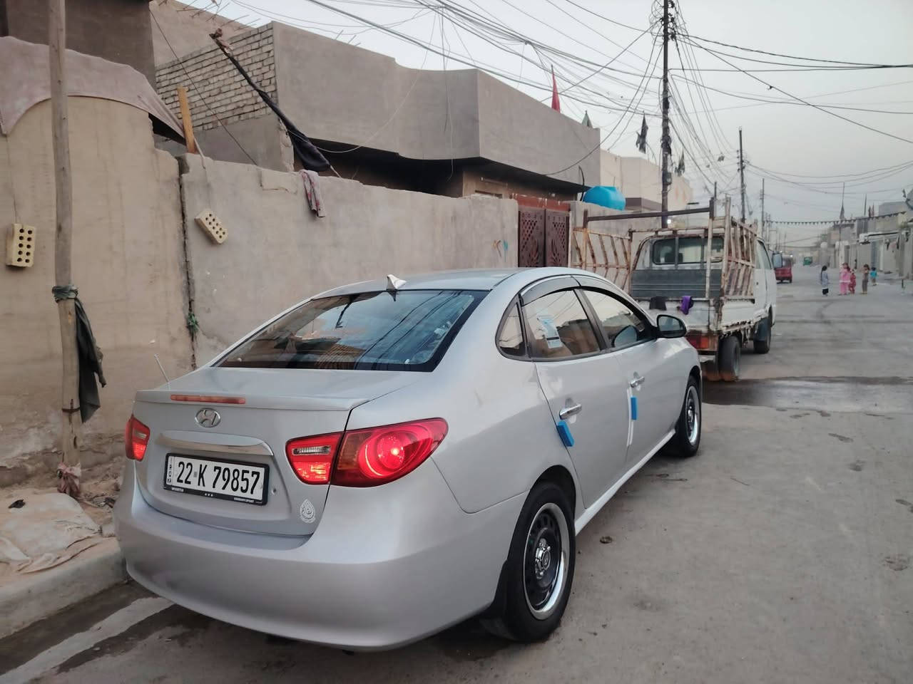 انتره مديل 2010 مكينه 1600 سياره جاهز بيه صبغ احزام جماليه بدون دواخل حادث بصيط بل حوض من جوه عنوان جسر ديالئ سعر 90 بيه مجال قليل ***********
