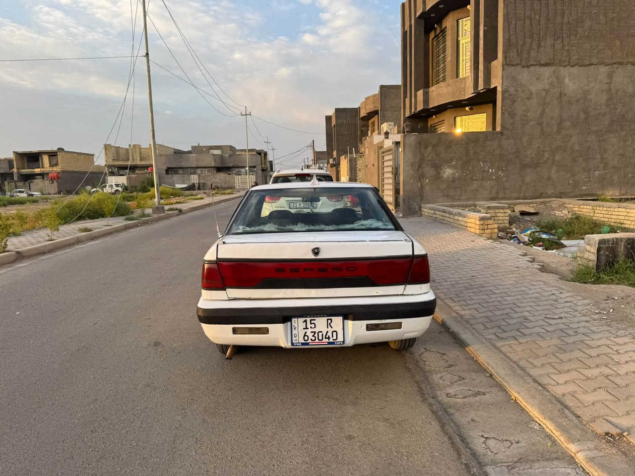 السلام عليكم اسبرو للبيع رقم انبار رقم انكليزي تحويل ثاني يوم ب اسمي سياره مكفوله كير ومكينه خير من الله كير اوتماتيك باقي التفاصيل اتصل ع الخط السعر 25وبيها مجال***********
