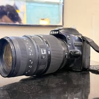 نيكون d3200 � عدسة SIGMA 70-300mm DG  🔭 زوم 70-300mm  ✨ مناسبة للتصوير...