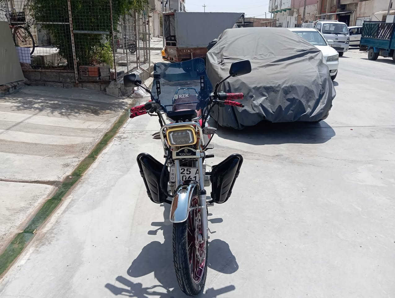 موديل 25 نضافه فول 5 كير  محرك 200 رقم كركوك سنويه بسمي تحويل ثاني يوم تجي تشوفه بعينك دراجه حيل نضيفه مناقصه شي بالعكس زياده جامه ودرع وهالسوالف *********** سعر : مليون و600 وبيه مجال للطيبين شراي تعال واتساب وتددل اخليك بعيوني  عنواني كركوك تحياتي للجميع 🤍🤍
