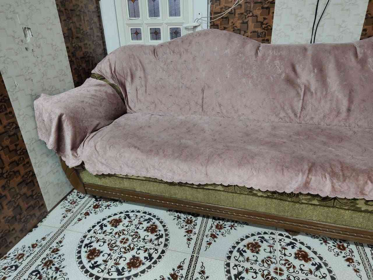 السلام عليكم ديوان للبيع خشب عراقي 10 أمتار و نص شراي تعال خاص او تواصل وياي على رقم ***********
