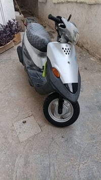 خوان دراجه اللبيع الدراجه جديده مكينة اكسل تايرات جديد سلف هندر كهرباي...