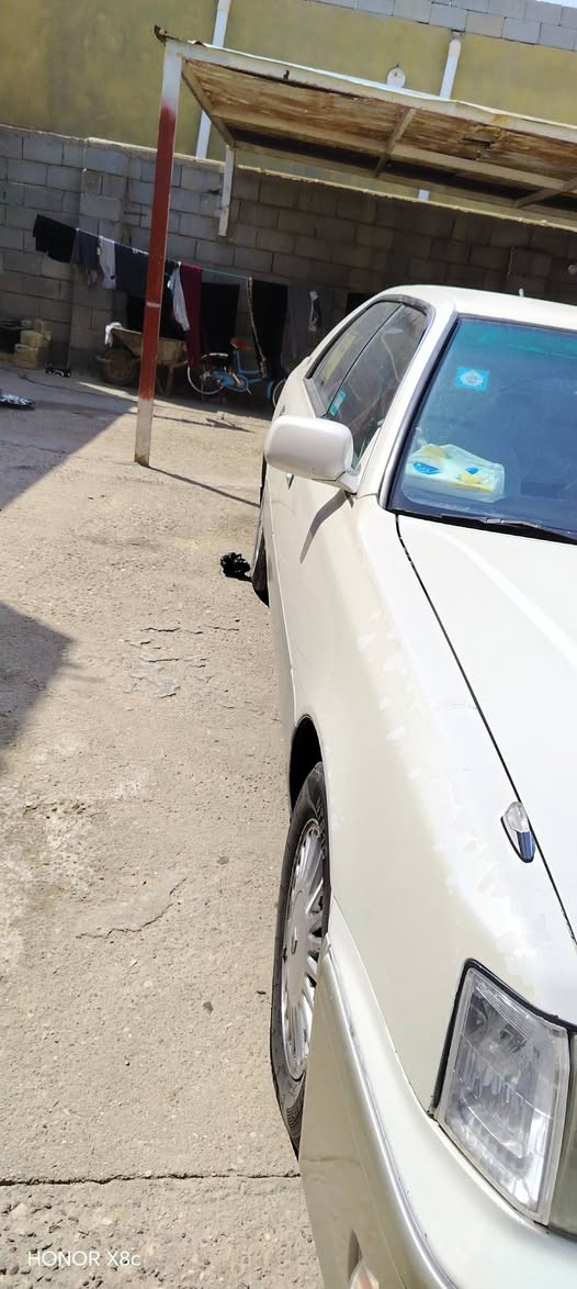 سلام عليكم راس الثور للبيع سياره جديده مال بيت مكينه وكير مكفولات مكينه ٣٠٠٠ فيشتين تخم تاير جديد تبريد امامي خلفي منظومه تبريد جديده حداديه جديده سنويه تنتهي ٢٩ عندي وكاله عامه ام الباركود السياره بيه جراد قليل غرفته كلش حلوه اربع كراسي كهرباء ستيرن كهربائي السعر ٩٥ وبيه مجال قليل للشاري بصره قضاء الدير رقم الهاتف ***********

نص مكتوب في الصور:
- HONOR X8c