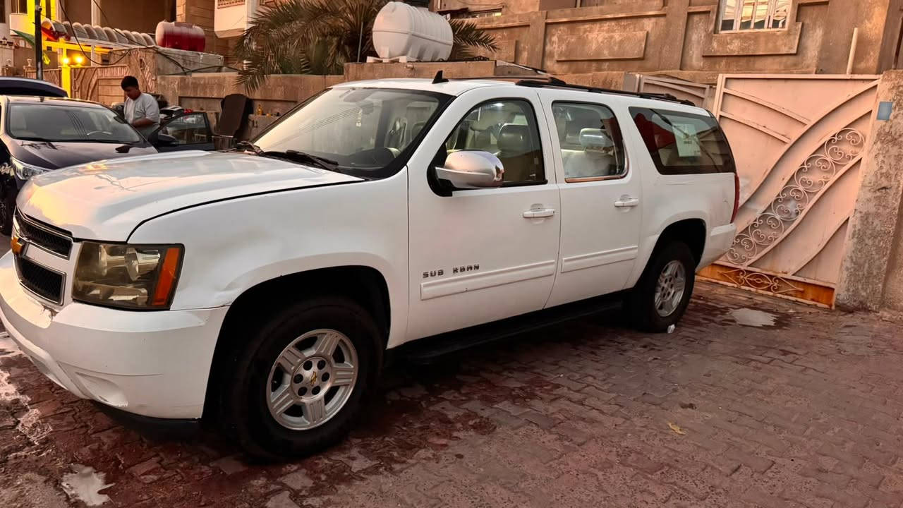تاهوو موديل 2007 لونهه كرزي ومصبوغه بيظه بيهه ظربه مدكر وبنيد ولحيم بلشاصي تخم تاير حداديه مكينه كير بلاد بيهه خط بصره كربلاء رقم بغداد راعيهه بلبصره يريد تحويل ثاني يوم ملاحظه قبل التحويل لازم تنصبغ ابيظ مصفر ونوب تحولهه السعر 110 وبيهه مجال للشراي انى مكلف بنشر اتصل براعيهه مكان السياره بصره ***********
