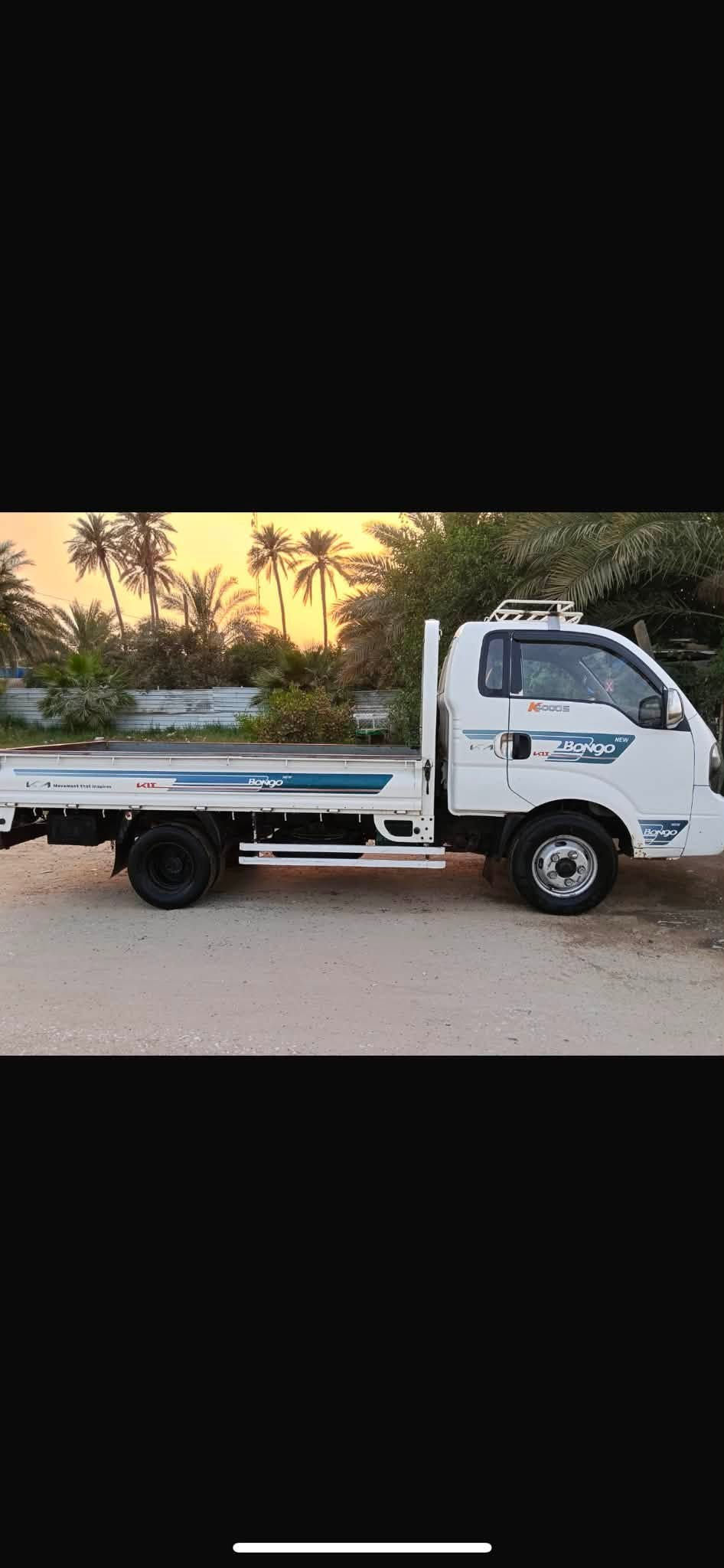 السلام عليكم كيا فحل 4000بسمي مداور ثاني يوم رقم وسنويه جدد مكفول كفاله عامه تخم تايرات جدد عدد 6 وياله محور 14 هنه وستداتهن مكينه وكير جدد  كبل للشارع مذب عليه ربع مكان كربلاء طوريج السعر 130 وبيها مجال  للتصال ***********
