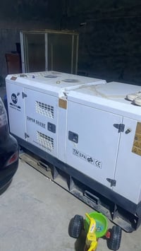 صيني مكفوله درجة اولى ٦٠kv  الي تفيده يخابرني 07850291484