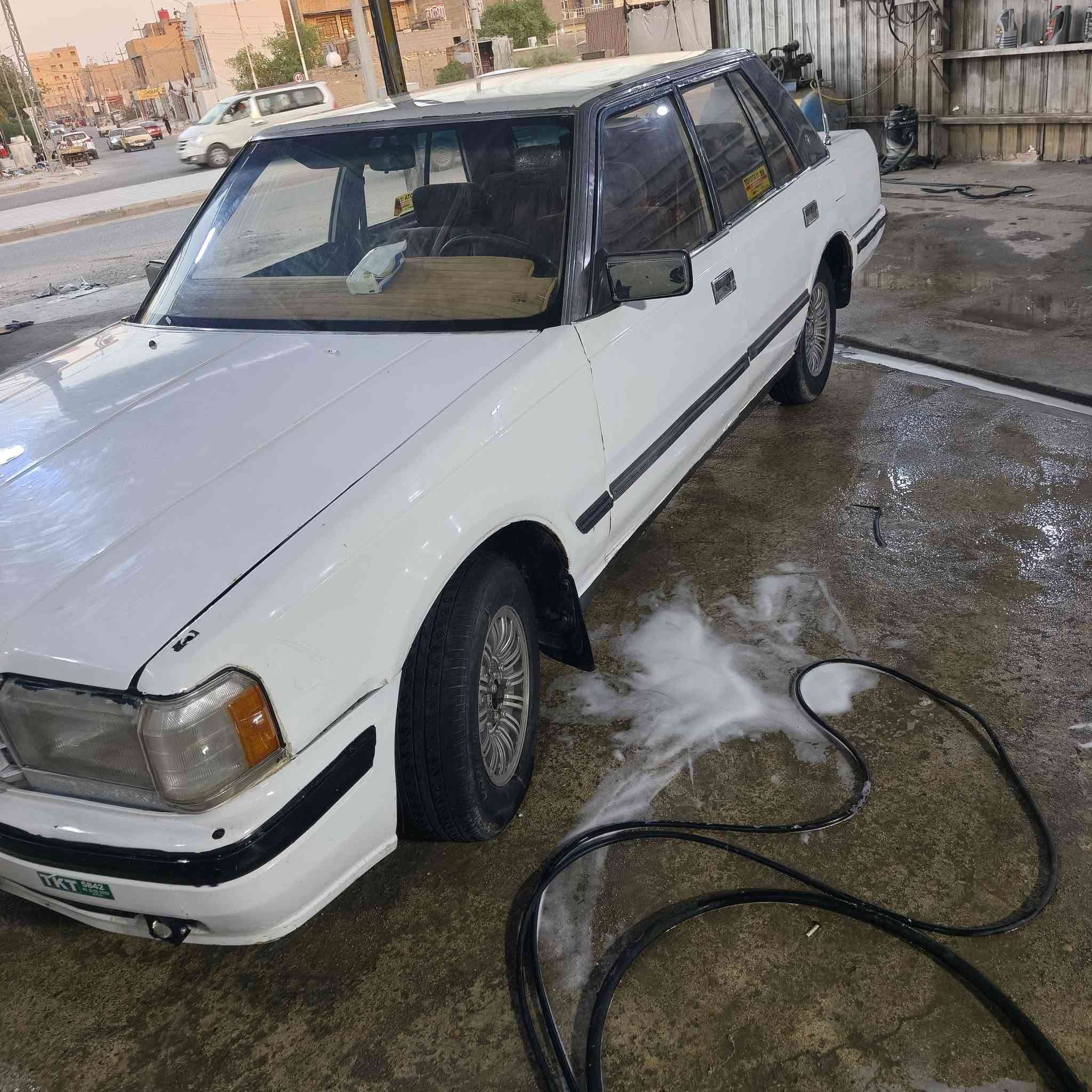 سوبر موديل 1986 سياره بلاد شواصي جدد مكينه كير ثنين ونص جدد اكسن حداديه تخم تاير باتري جديد كهربائيات كلها شغاله تبريد عاطل ستوني مسوي ادمه عامه سويلك وكاله عامه مشروع وطني عنوان ناصريه مركز هاتف 📞 ***********
سعر 30 مراوس حسب القناعه
