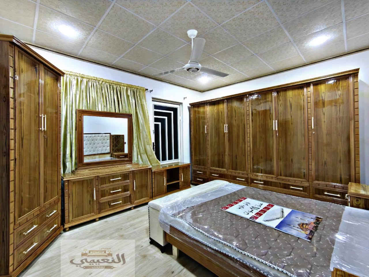 ✨🏠 معرض النعيمي للأثاث الراقي 🏠✨
🔥 غرف صاج  فصال تركي 
🛡️ صاج 5 ملي من الخارج
💪 صاج 4 ملي من الداخل
✨ سلايت حفر بتصاميم راقية
🚪 6 أبواب
🎨 صبغ حراري 

📍 الموقع: الأيمن – اليابسات – صناعة القديمة – قرب جامع أبو زعيان
📞 للاستفسار والطلب:
☎️ ***********
☎️ ***********
💎 النعيمي للأثاث الراقي… جودة تليق ببيتكم 💎
🔥 لا تفوّت الفرصة — تواصل معنا الآن 🔥

نص مكتوب في الصور:
- معرض النعيمي للثاث
- معرض
- النعيمي
- للاثاث
