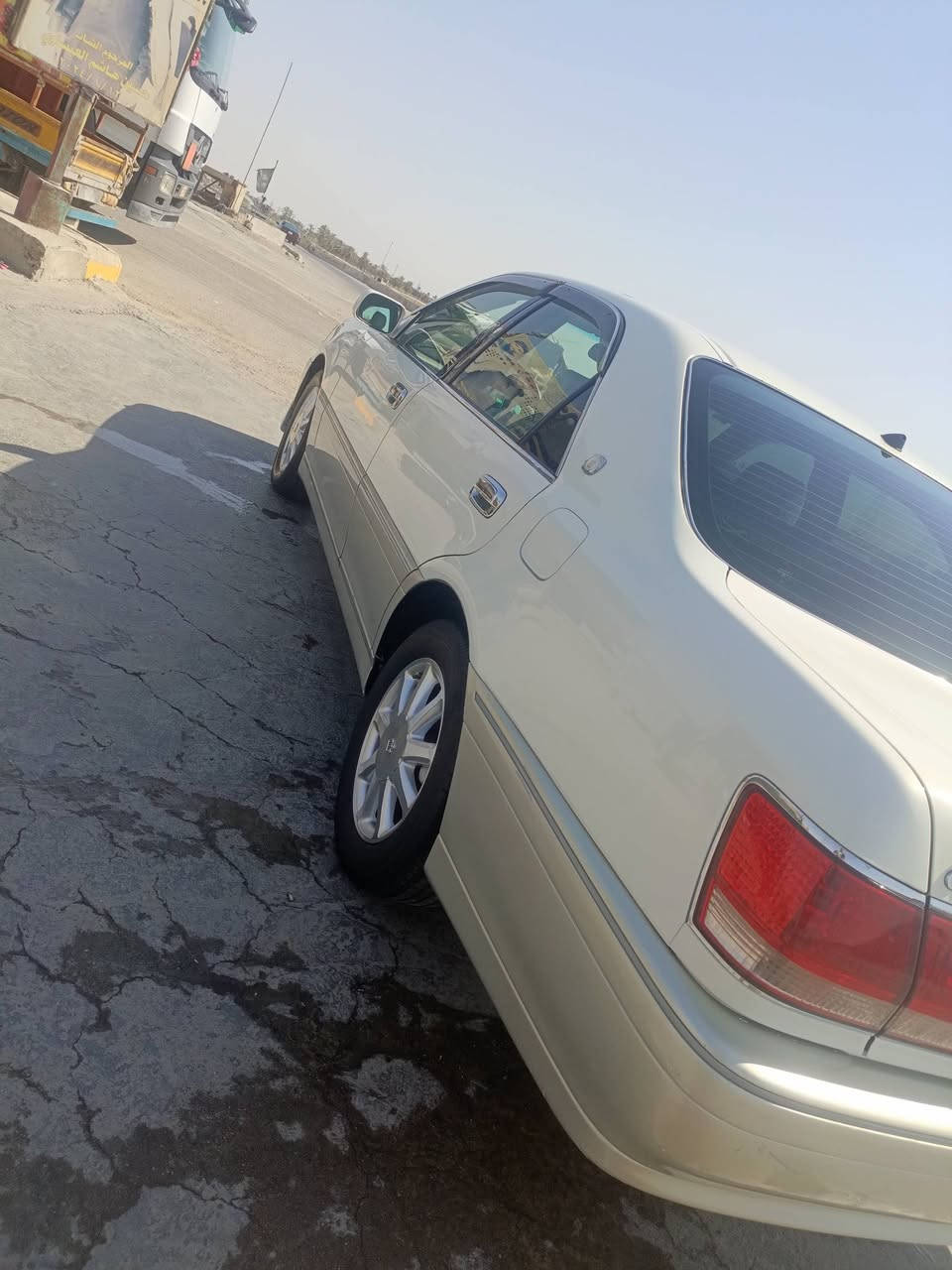 سلام عليكم ملكه البيع كصه قماره فقط باقي كفاله عامه مكينه ديفور زغير بسمي سياره كرستال اصل سعر 122 وبيه مجال مكان قرنه ***********
