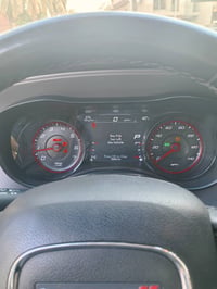 جارجر 2023 وارد أمريكي محرك V6 لون رصاصي  مواصفات: كشنات حضن قماش شاشة...