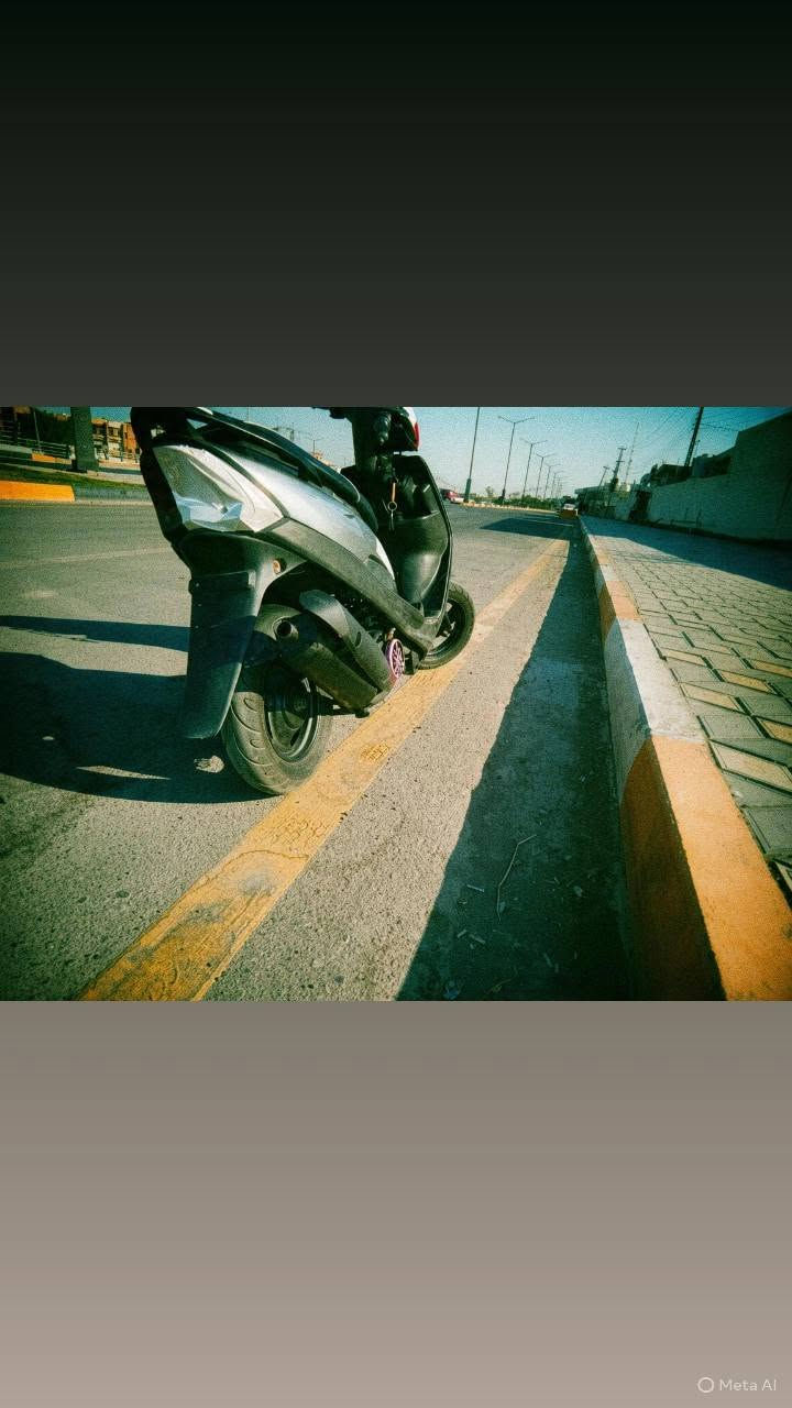 دراجه للبيع
بوشه ٥٥
صالنصه رياضي
كفرات مختمه
تايرات جدد
شلعه ومعدل
السعر ٤٠٠ وبيهة مجال للتواصل
***********

نص مكتوب في الصور:
- Meta AI