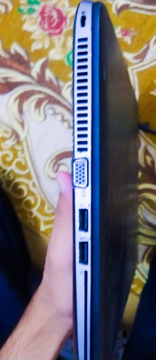 لابتوب أچ بي HP للبيع 
محدّث Windows 10 Pro 
يدعم جميع برامج السوشيال ميديا 
ذاكرة 500 
عيبه الوحيد استهلاك في البطارية 🔋ويمكن تشغيله على الكهرباء مباشرة بدون أي مشاكل. 
السعر خاص ماسنجر 
او واتساب / ***********
