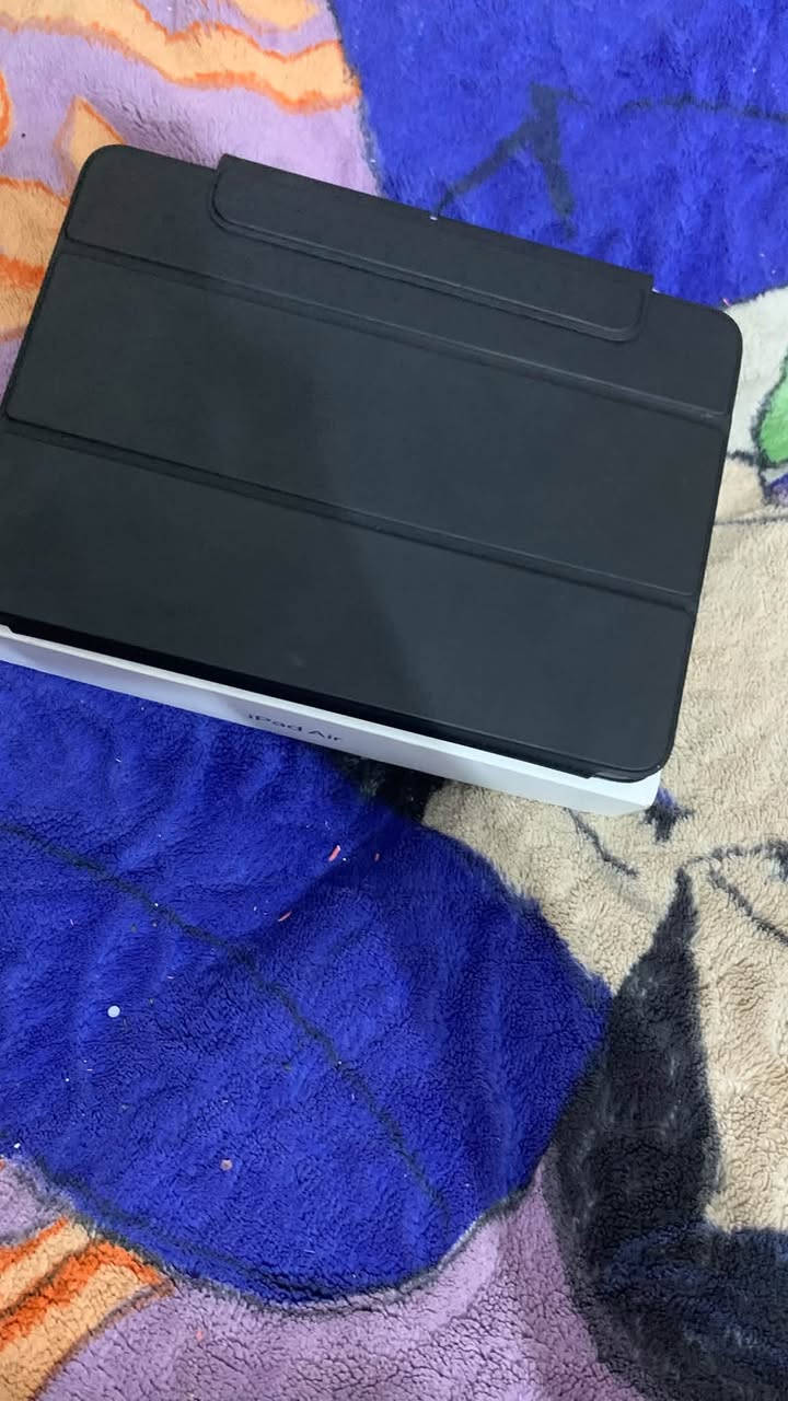 آيباد اير ٤ • ٦٤ جيجا • ايفون XS ماكس ٢٥٦
